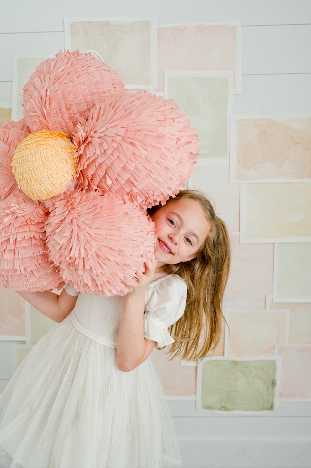 Garden Blossom 3D Flower Piñata – Large, Customizable, Ideal for Spring, Garden-Themed Parties, and Outdoor Celebrations