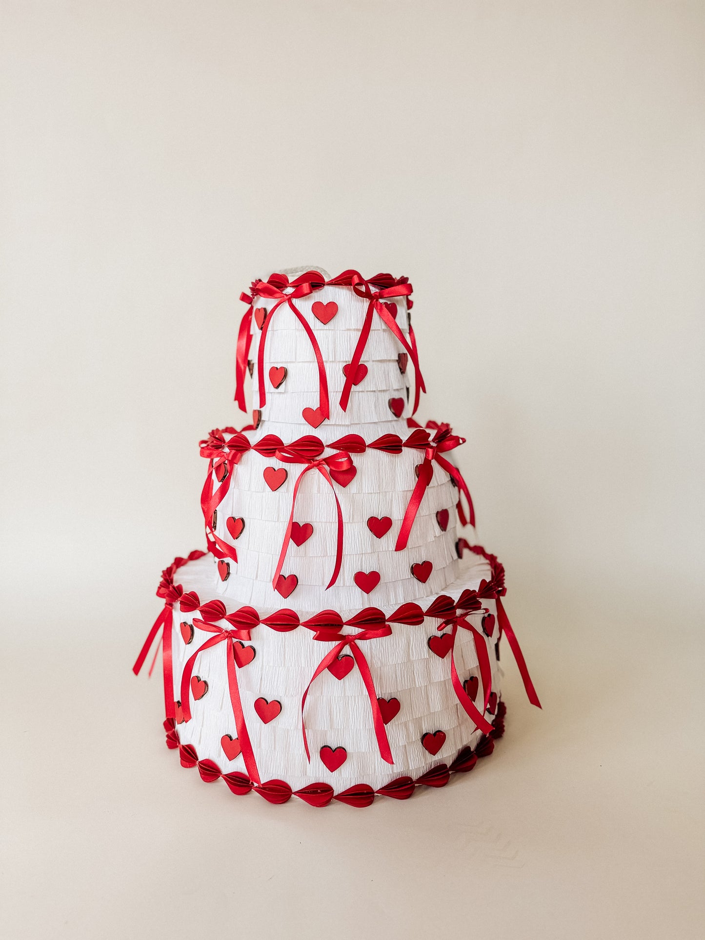 Sweet heart cake piñata