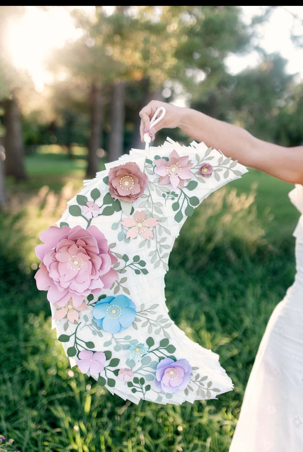 Floral Moon Piñata - Illuminate Your Celebration with Enchanting Elegance!