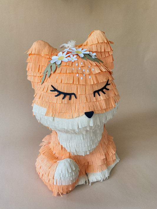 Cute 3D Woodland Fox Piñata – Customizable, Eco-Friendly, Ideal for Animal-Themed Parties and Nature Celebrations