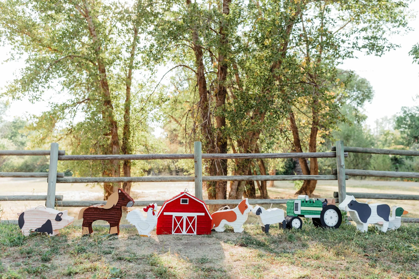 🐓 Farm Friends Rooster Piñata – Handcrafted Barnyard Party Decor for Birthdays, Baby Showers & Animal-Themed Celebrations