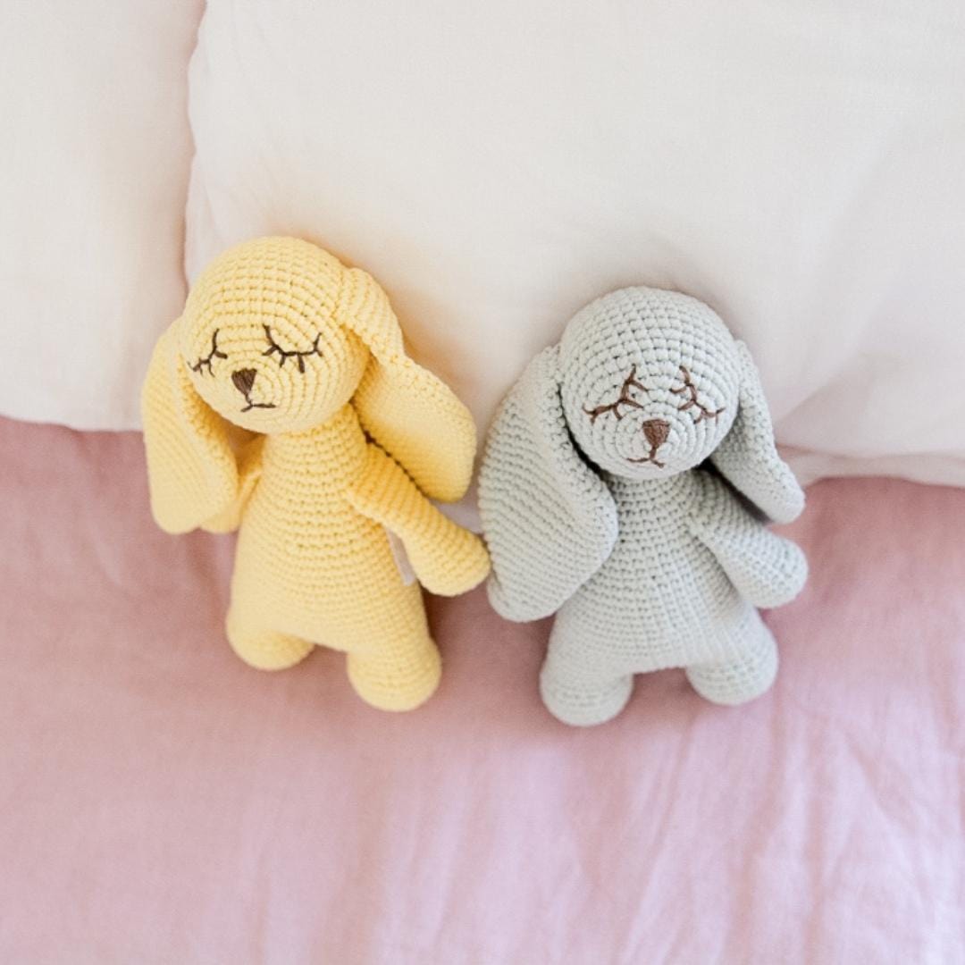 Ginger the sleepy bunny – Mama's Pińatas