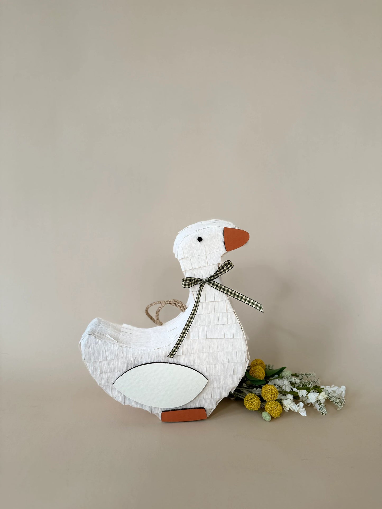 🦢 Goose Piñata - Add Elegance to Your Festivities!