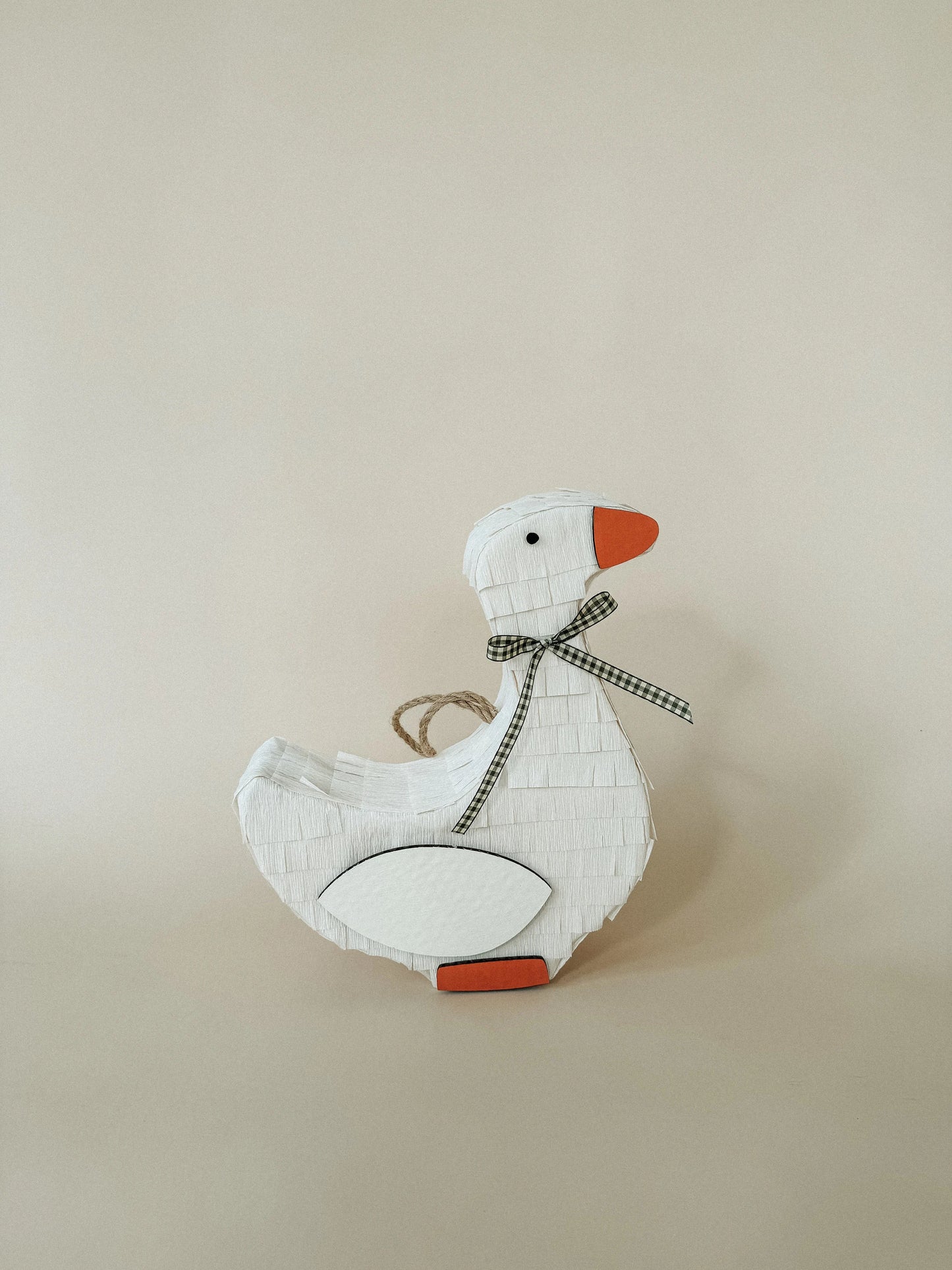 🦢 Goose Piñata - Add Elegance to Your Festivities!