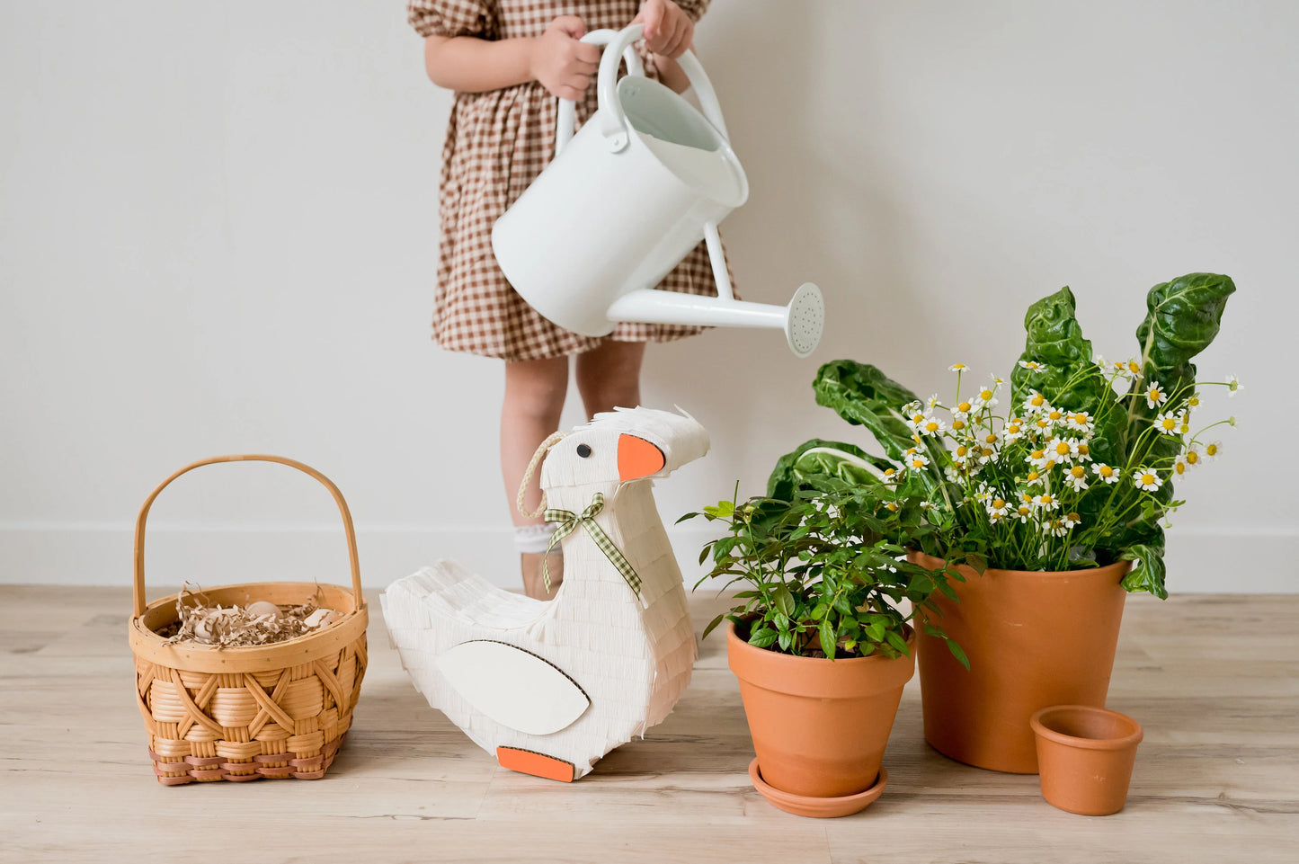 🦢 Goose Piñata - Add Elegance to Your Festivities!